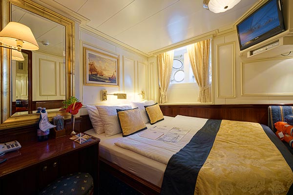 Royal Clipper Stateroom Discount Cruises